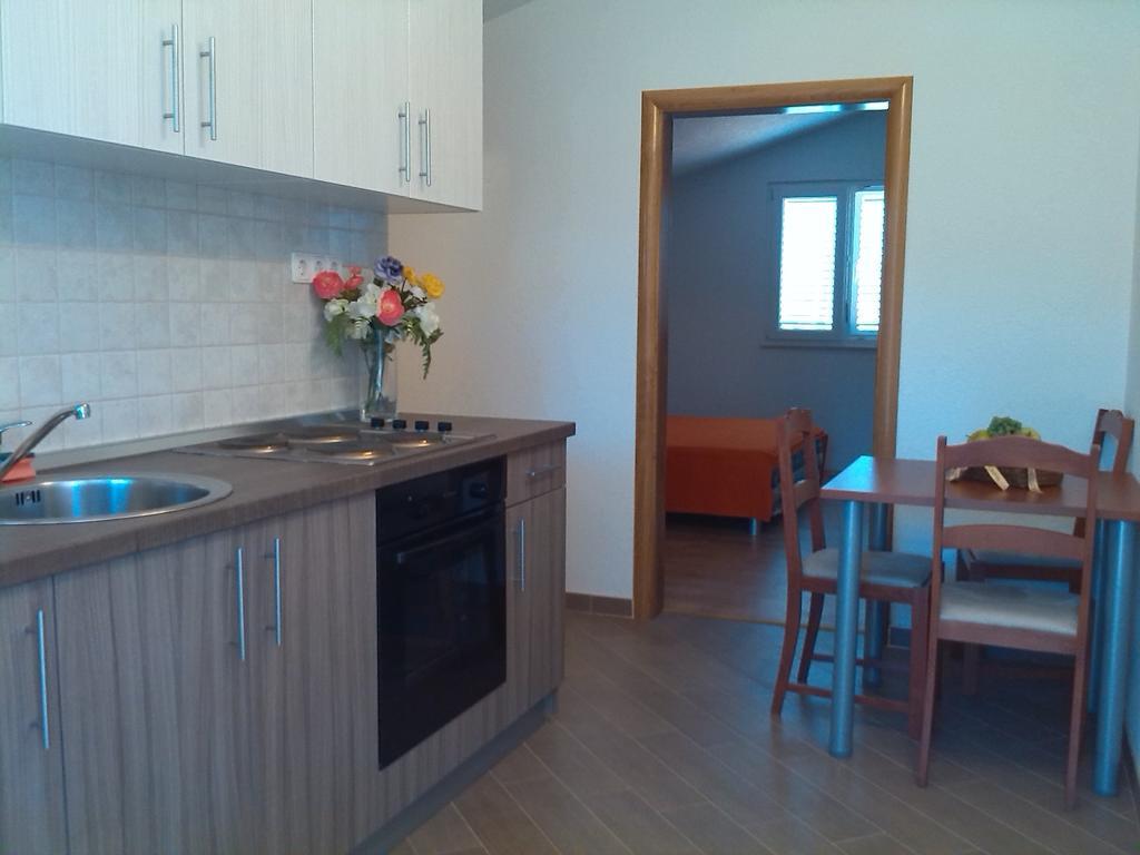 Apartments Batarilo Gornji Karin Pokój zdjęcie
