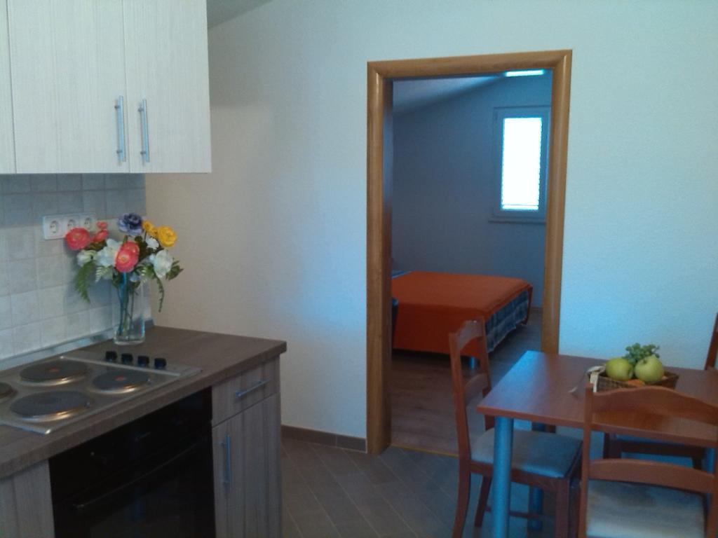 Apartments Batarilo Gornji Karin Pokój zdjęcie